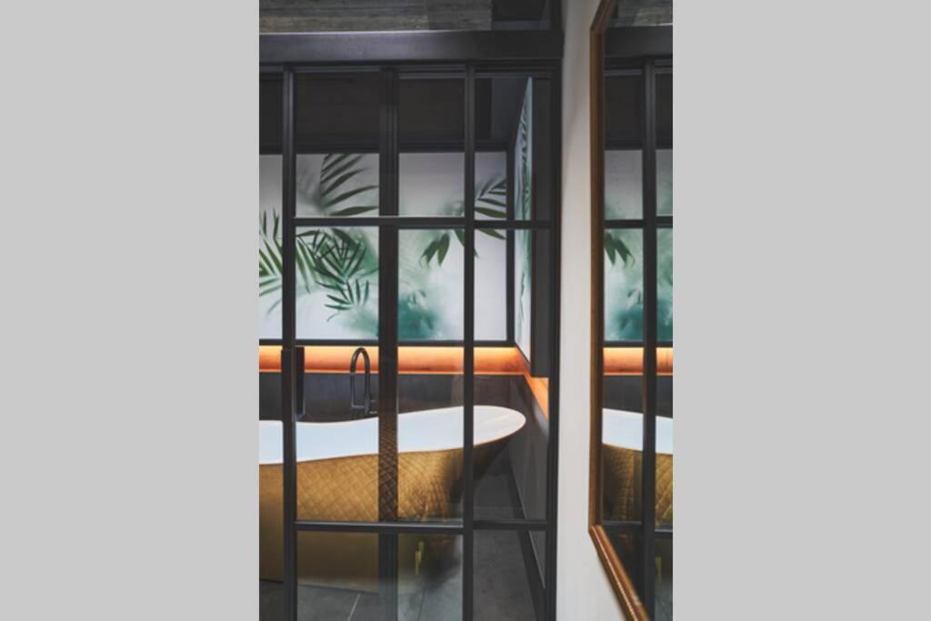 No 7 Z Sauna I Jacuzzi Apartment