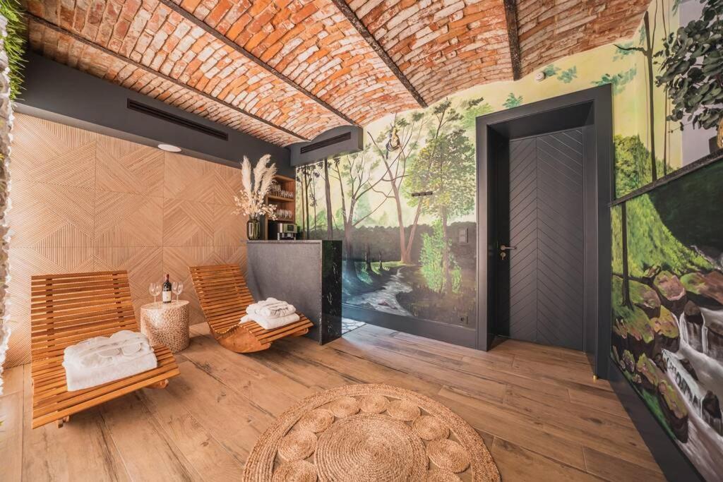 No 7 Z Sauna I Jacuzzi