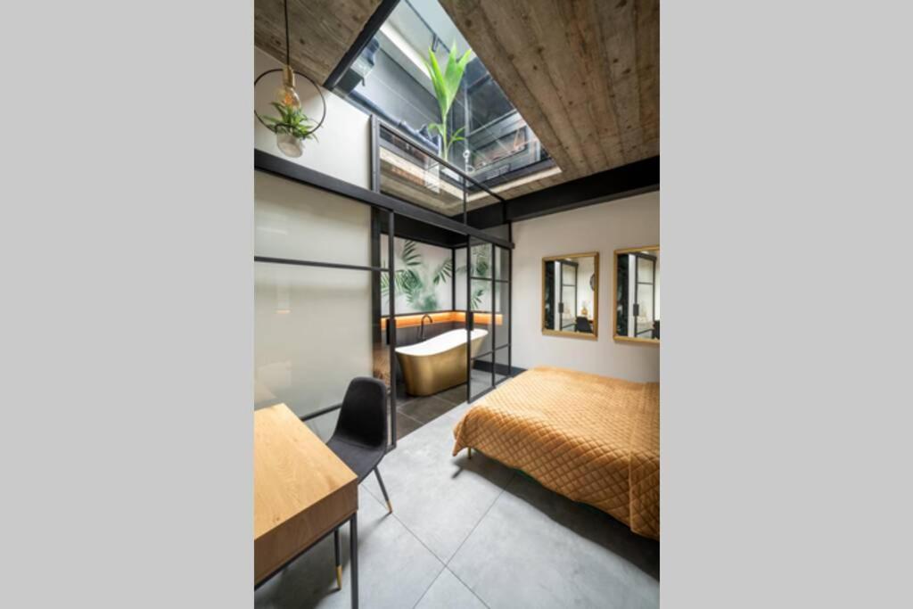 No 7 Z Sauna I Jacuzzi * Neumarkt